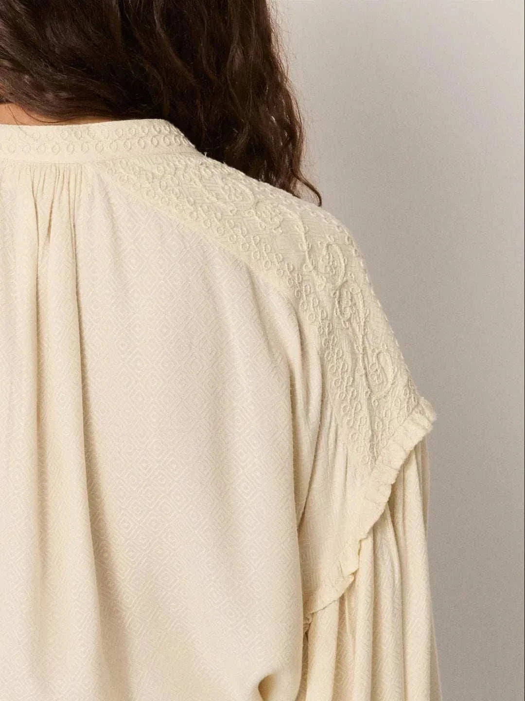 Maison Hotel Vega Blouse