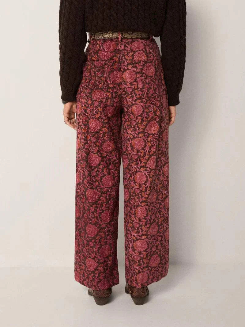 Maison Hotel Jimmy Pant Coral