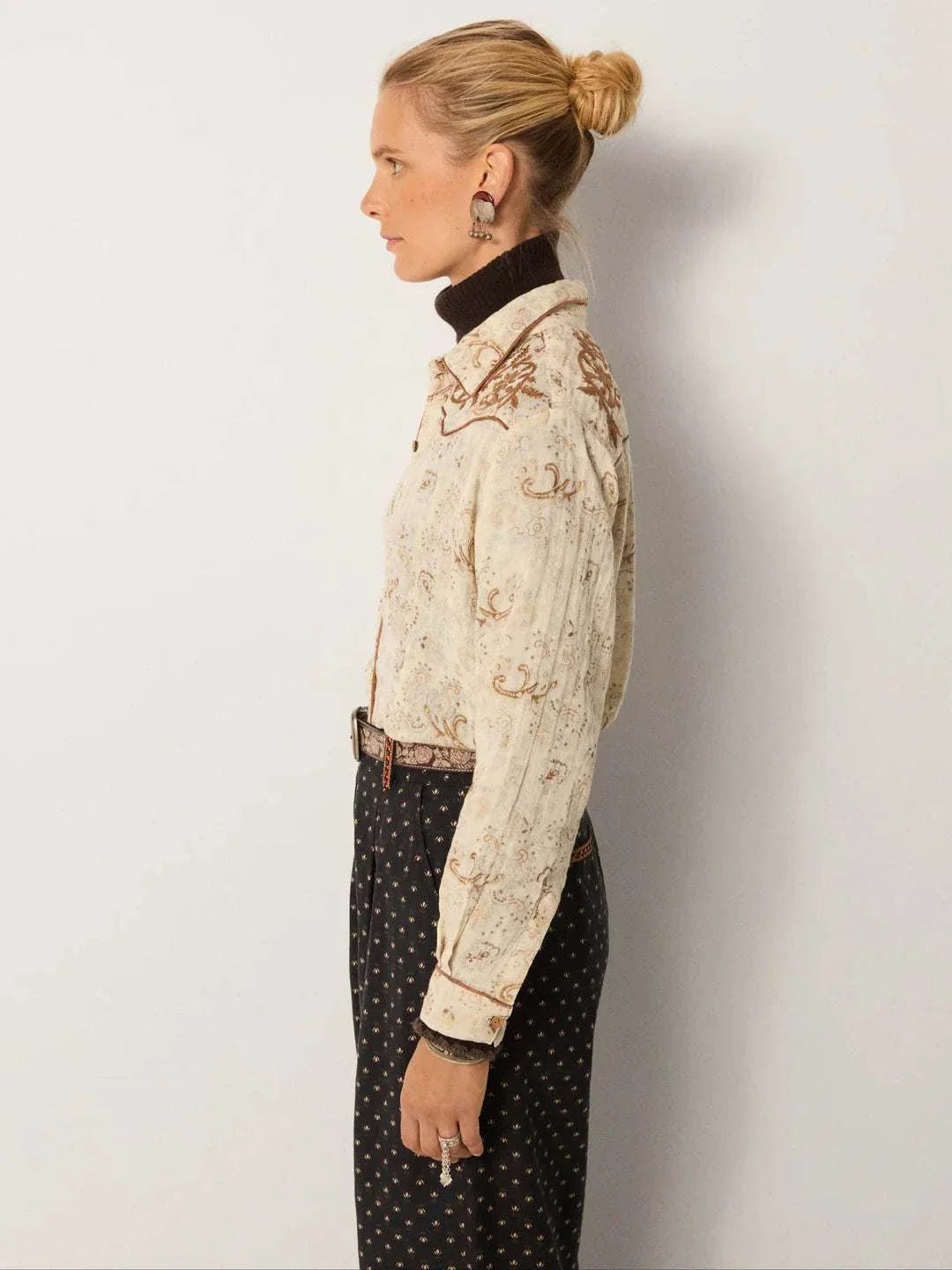 Maison Hotel Jolene Blouse Sand Paisley 