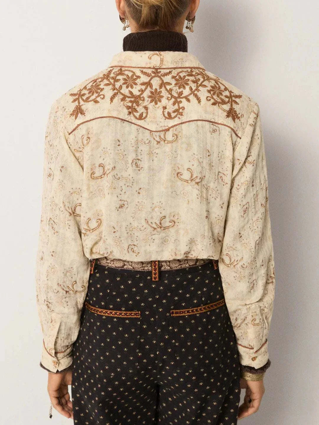 Maison Hotel Jolene Blouse Sand Paisley 
