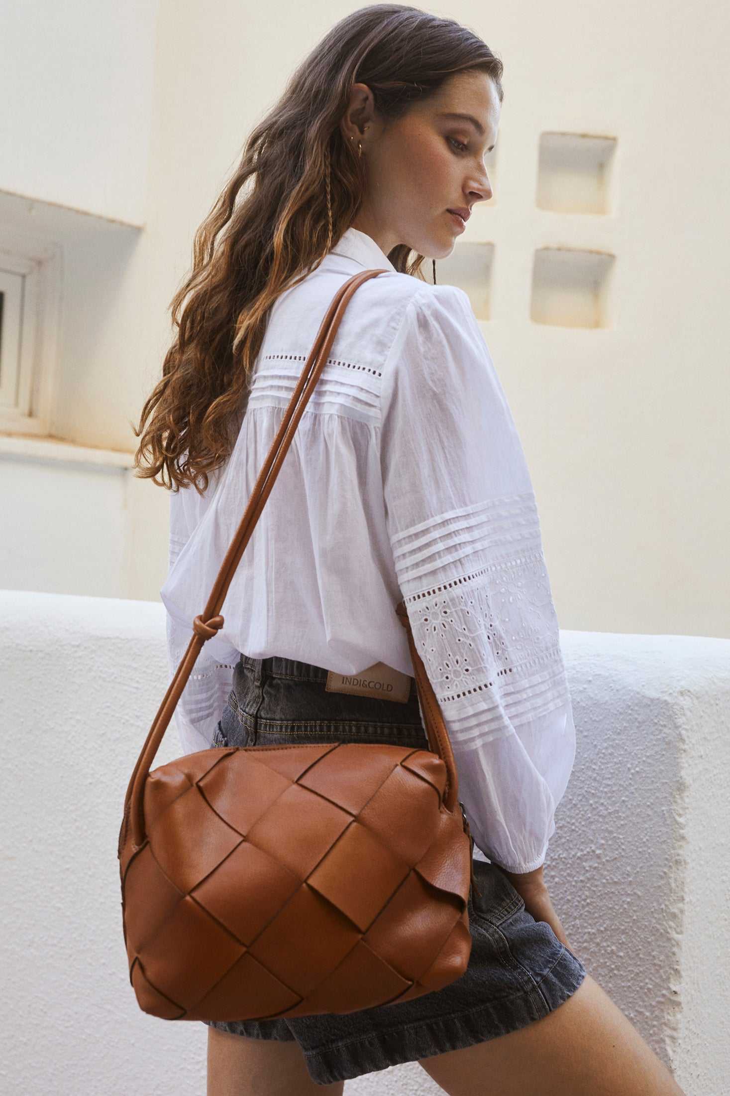 Indi and Cold 0 Blanco Shirt