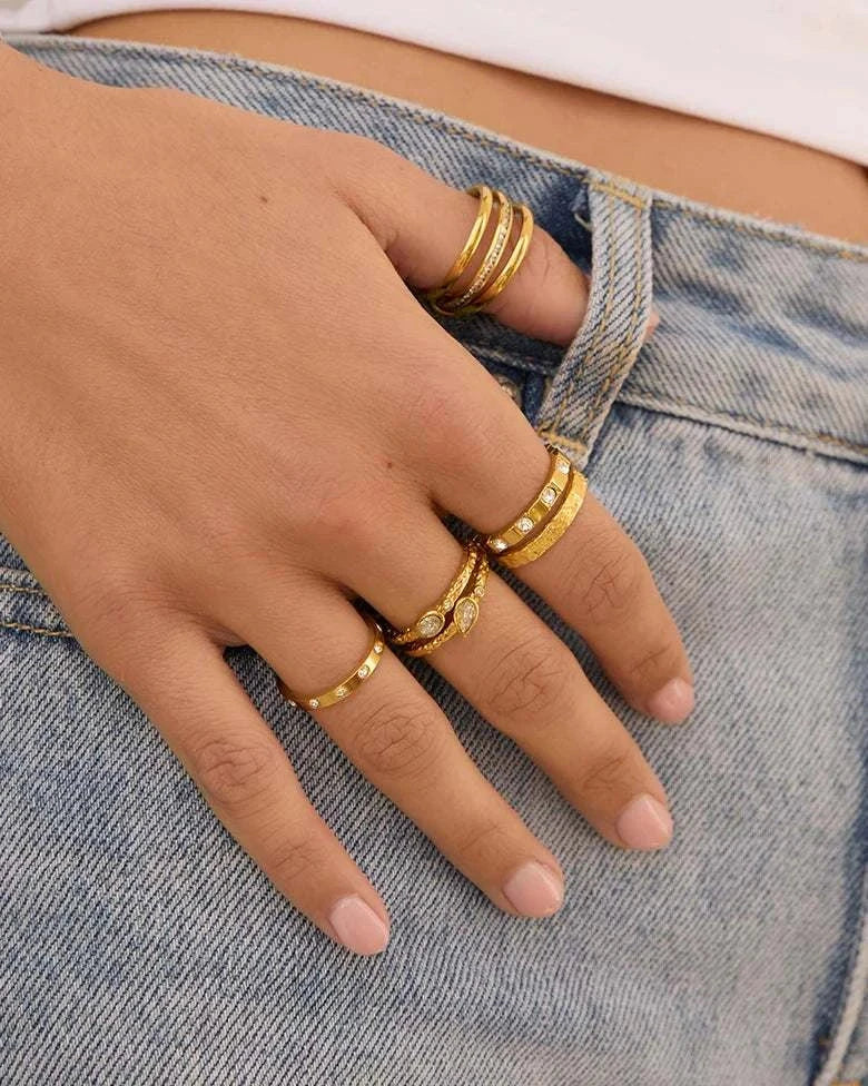 Arms of Eve Milena Stacking Ring Gold