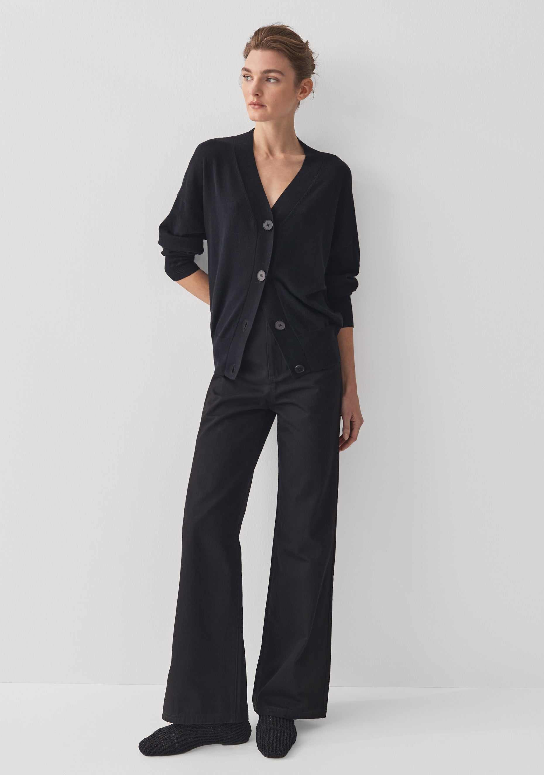 Morrison Finely Cardigan Black