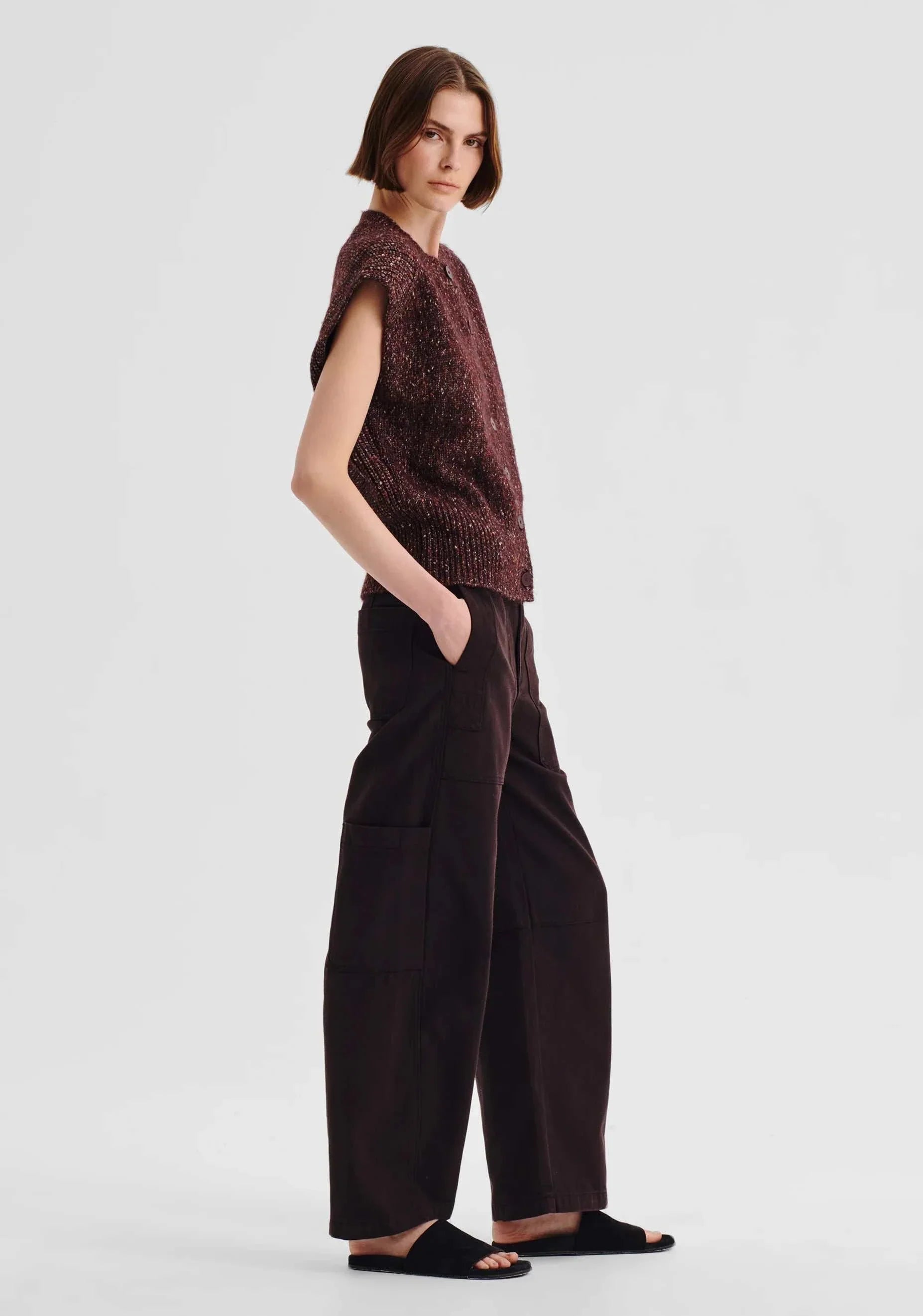 Morrison Zoe Knit Vest Boysenberry