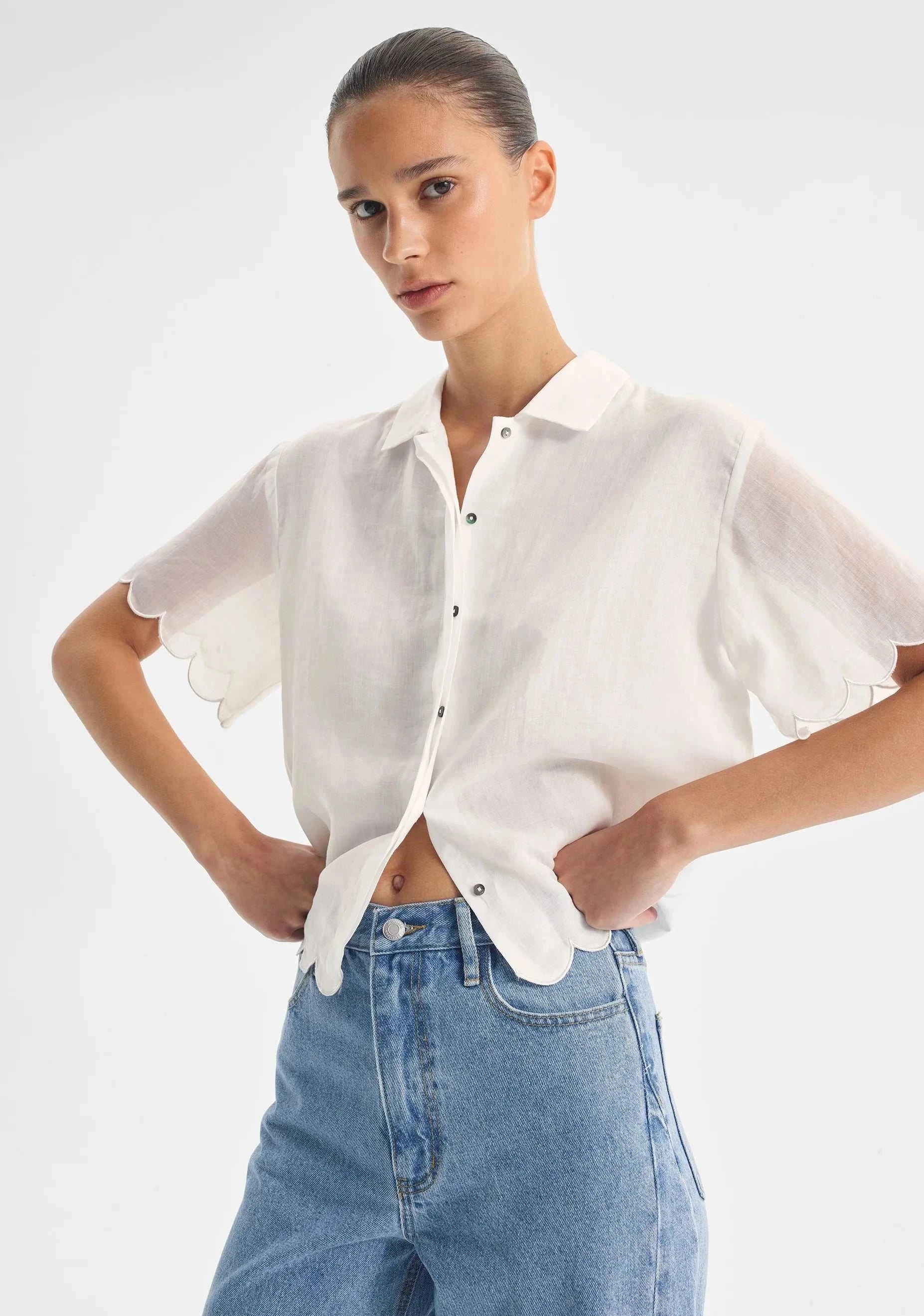 Morrison Constance Short Sleeve White