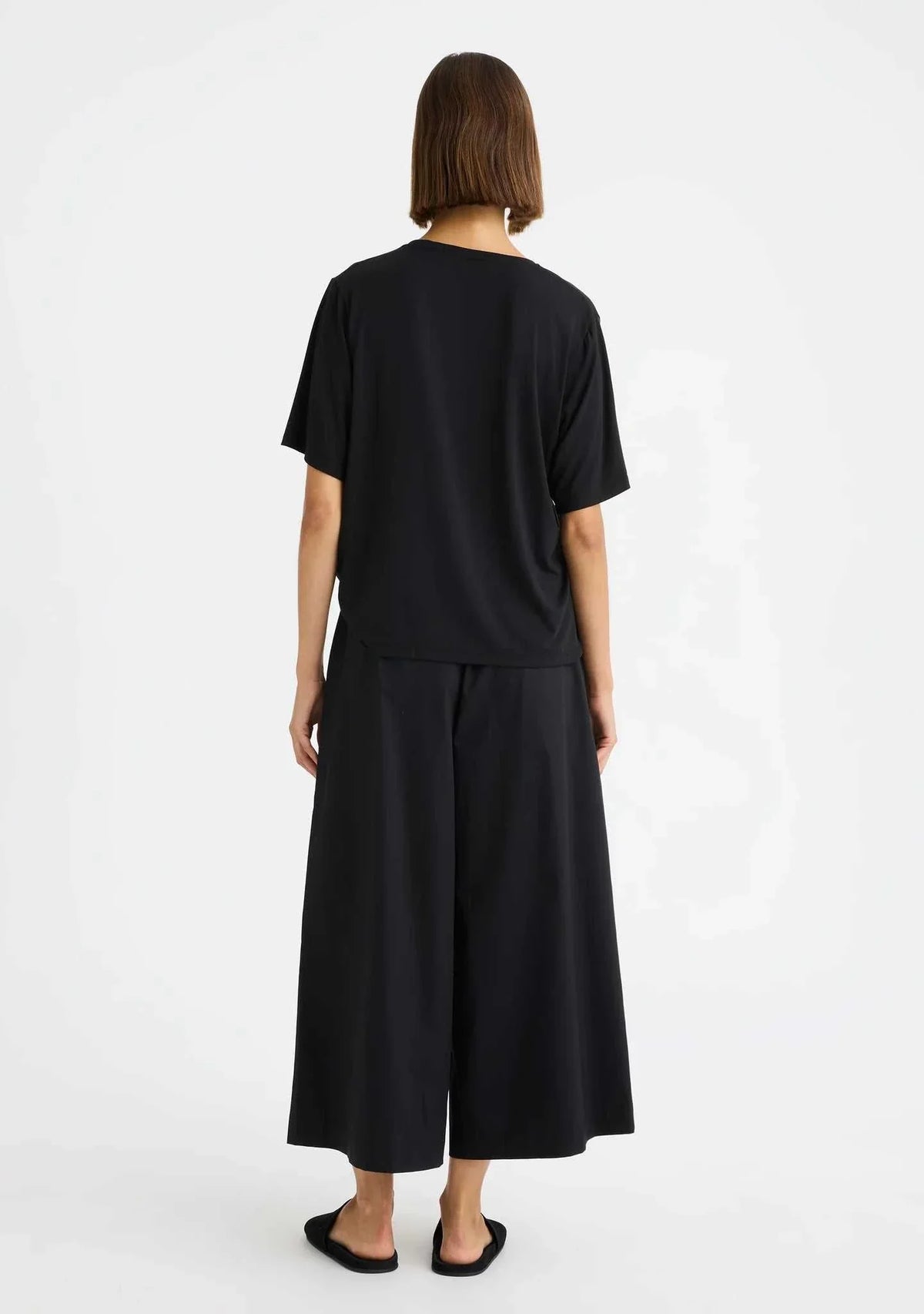 Morrison Millie V Neck Tee Black