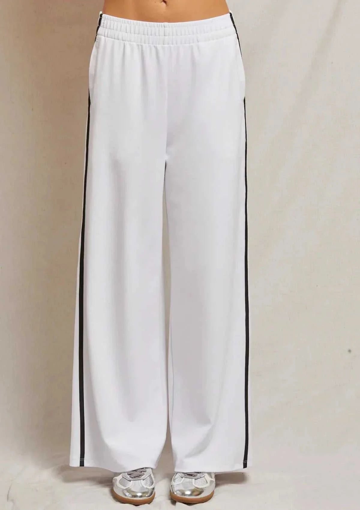 Perfectwhitetee Nadia Travel Wide Leg Sweatpant White