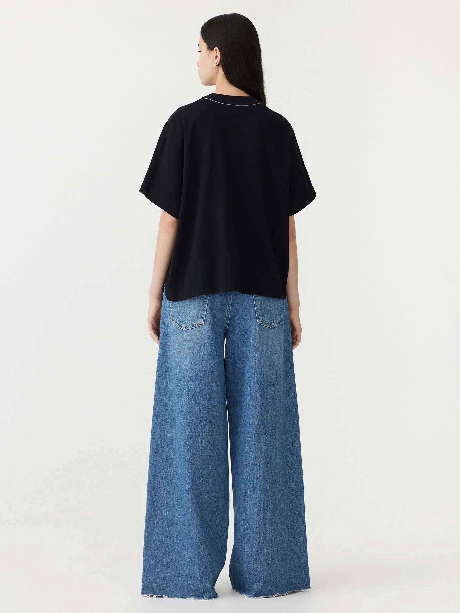 Bassike Boxy V Neck Short Sleeve T.Shirt Black