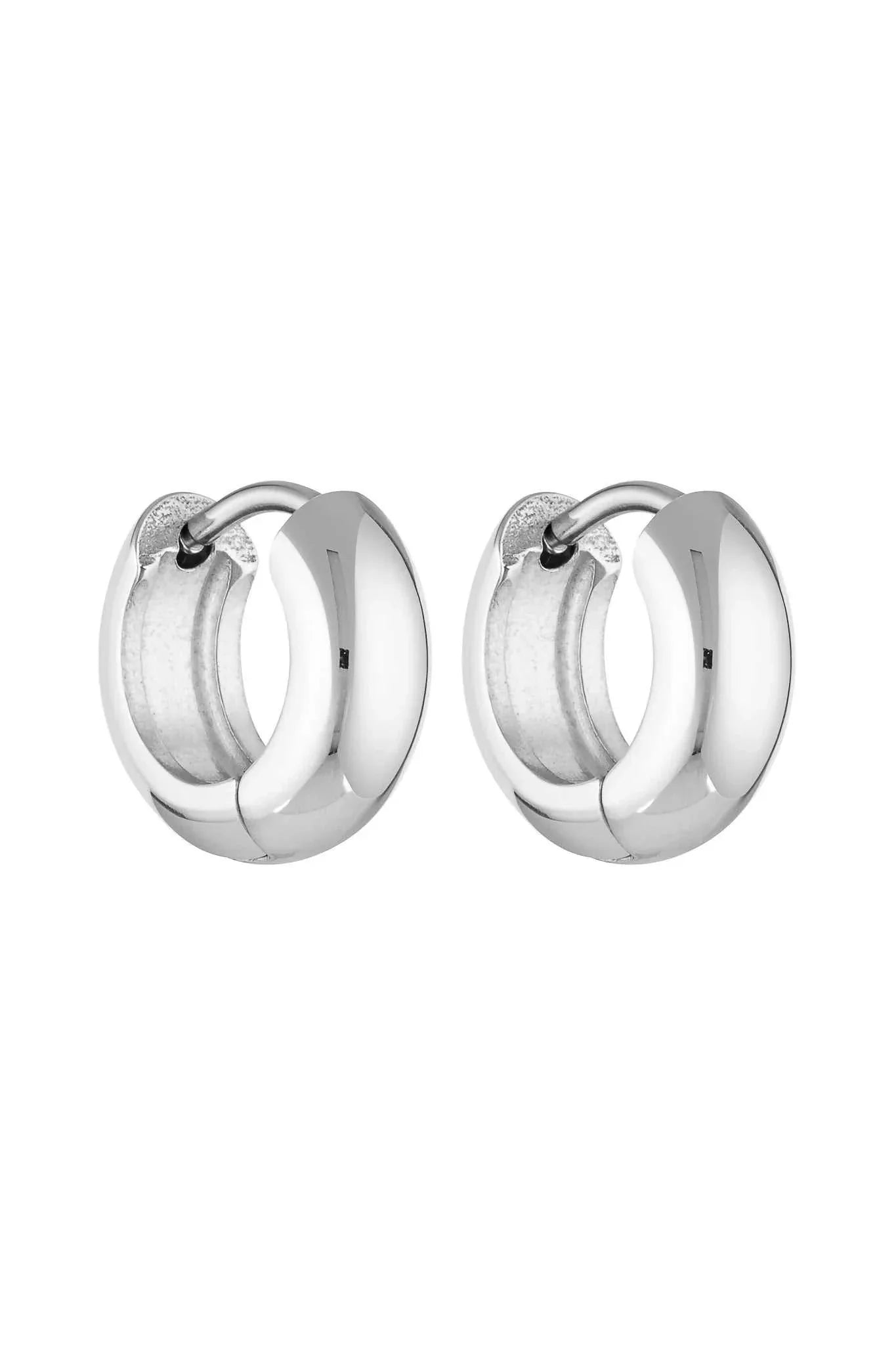 Porter Petite Thick Huggies White Gold 8mm