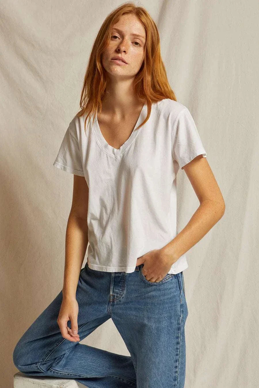 Perfectwhitetee Hendrix Basic V Neck Tee White