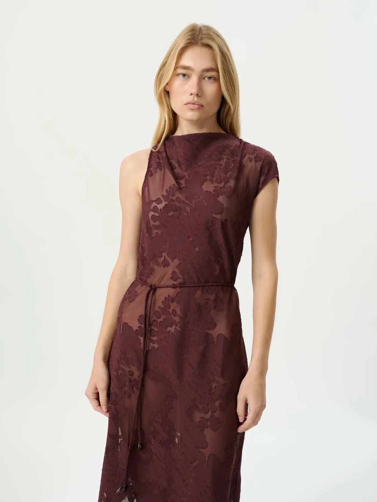 Roame Capri Dress Mulberry Jacquard