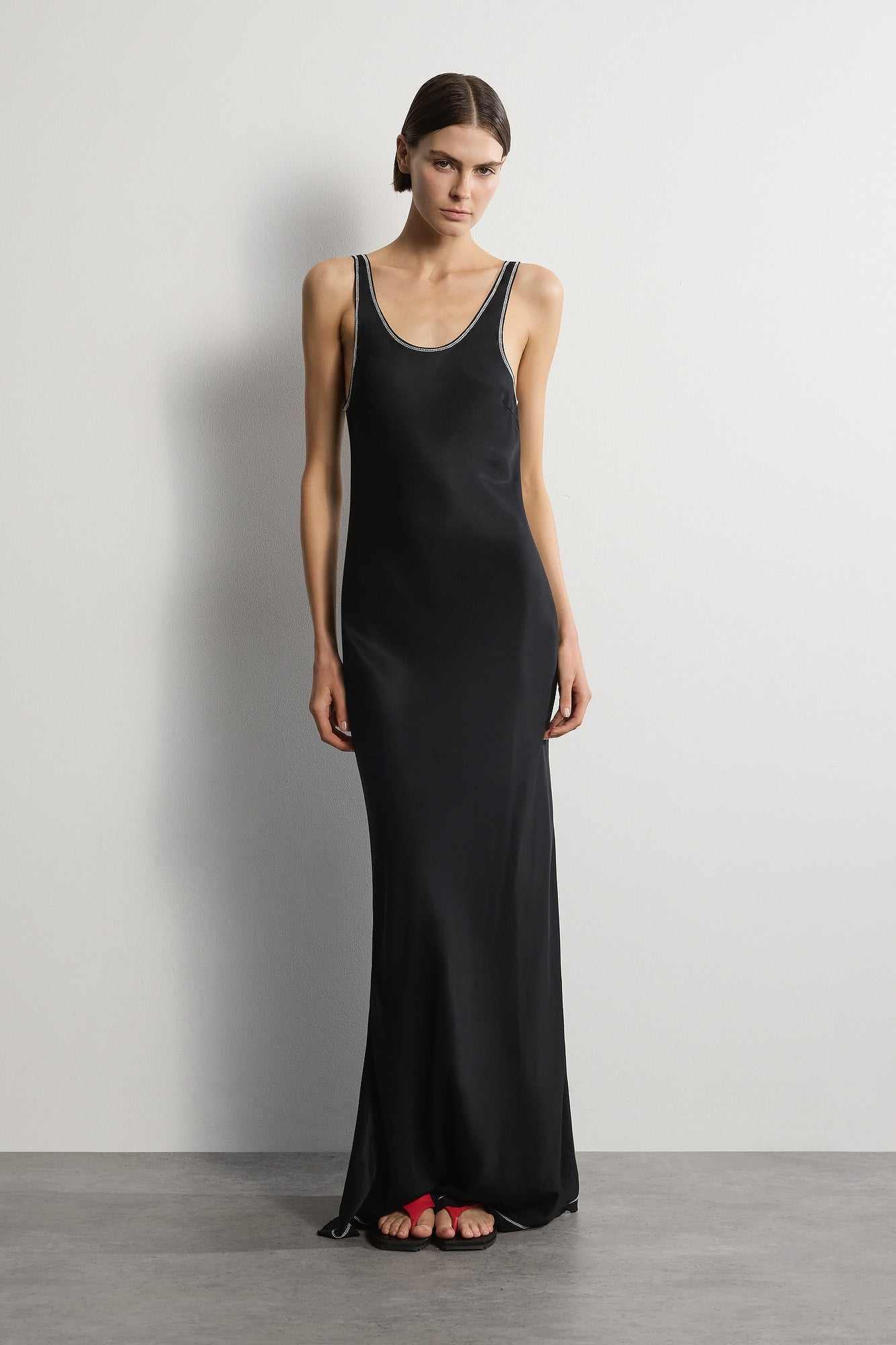 Wnsdy The Ella Dress Black