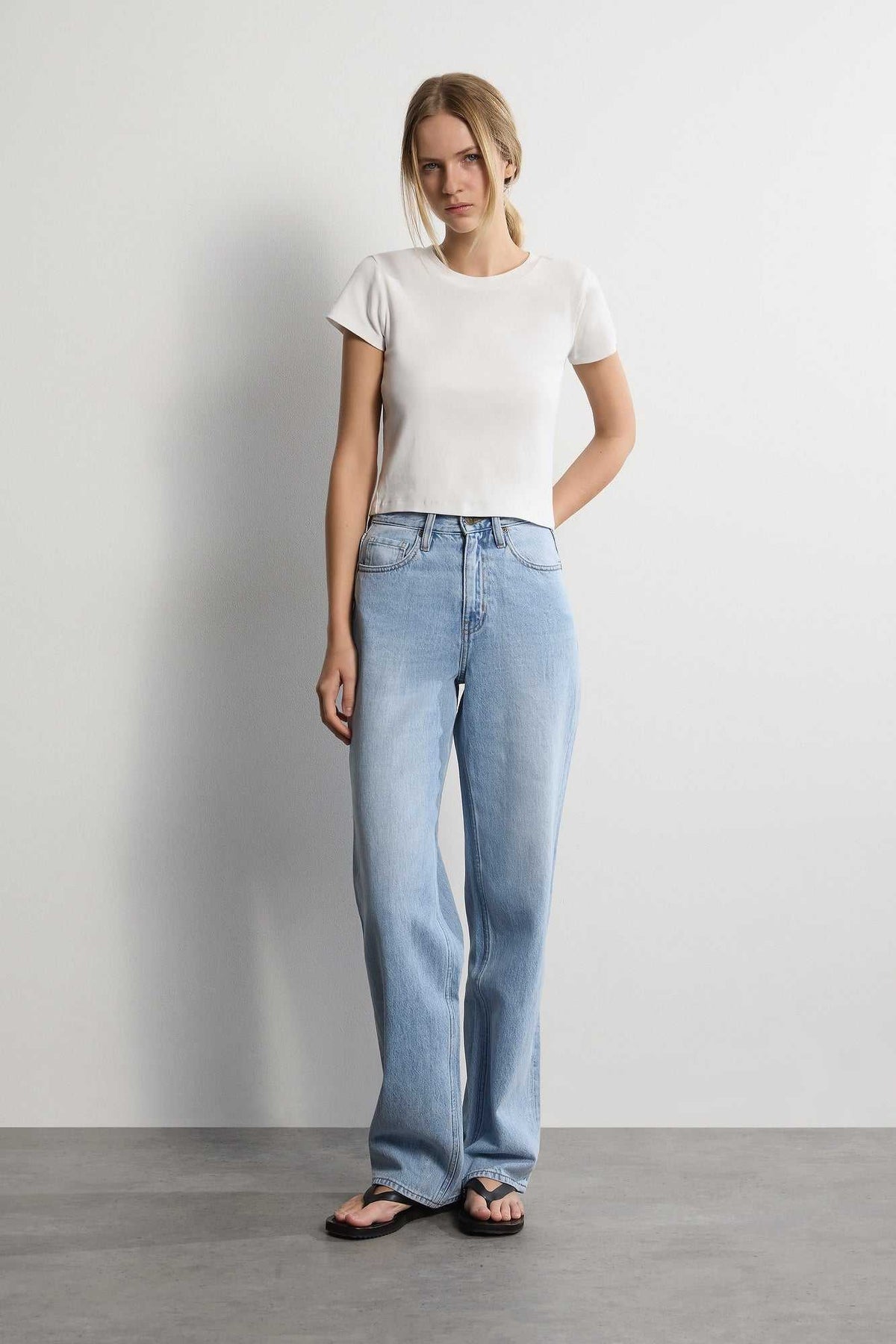 Wnsdy The Kember Tee White