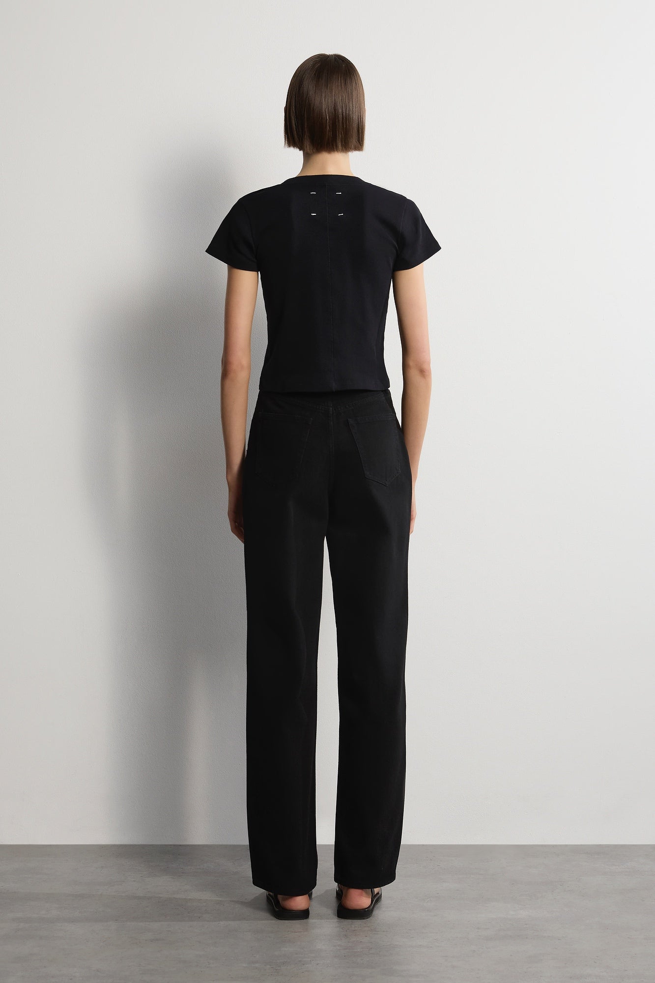 Wnsdy The Kember Tee Black