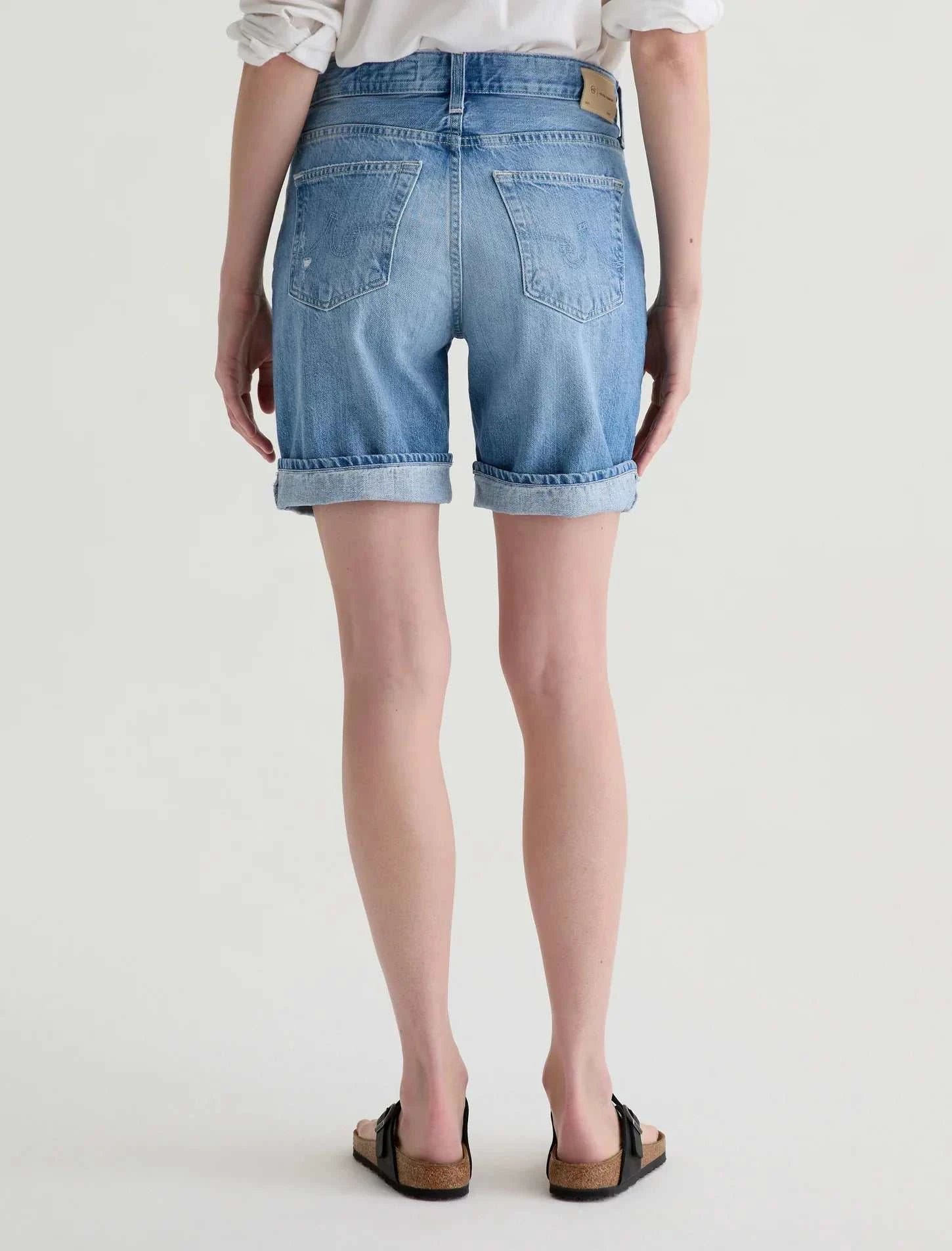 AG Ex-Boyfriend Short Mid Rise 17 Years Divergent