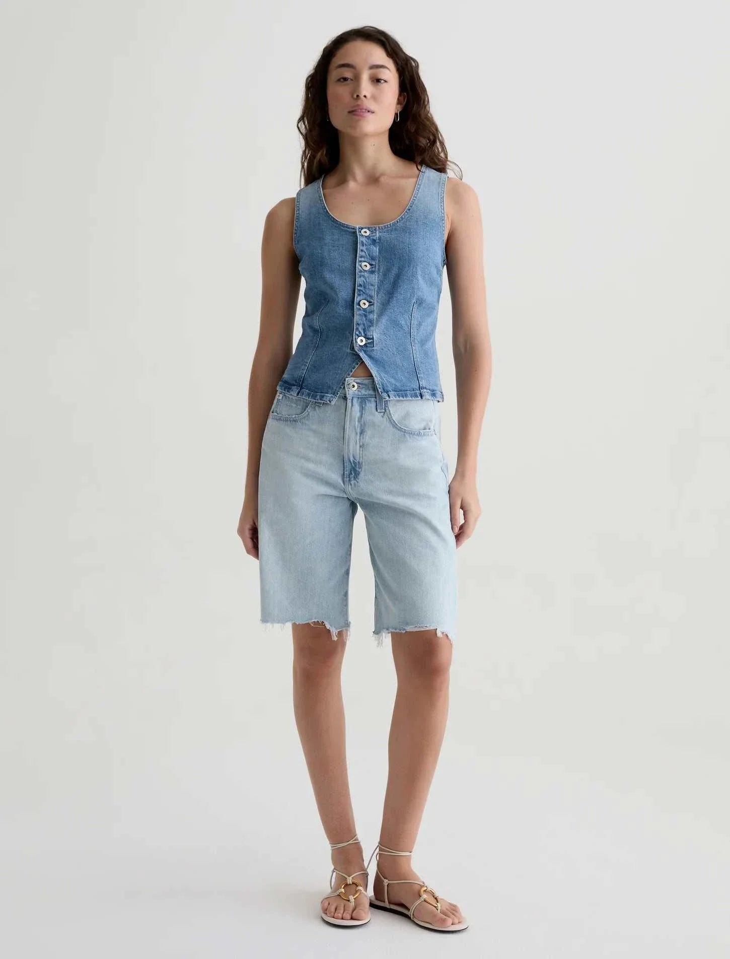 AG Hattie Short High Rise Sunfaded Destructed