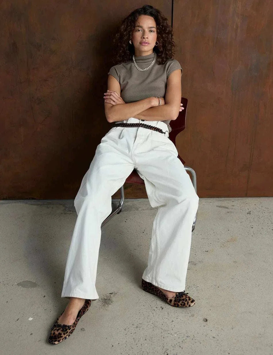 La Tribe Sophie Flat Animal