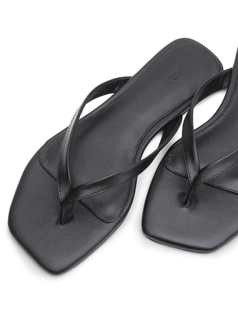La Tribe Square Toe Thong Black