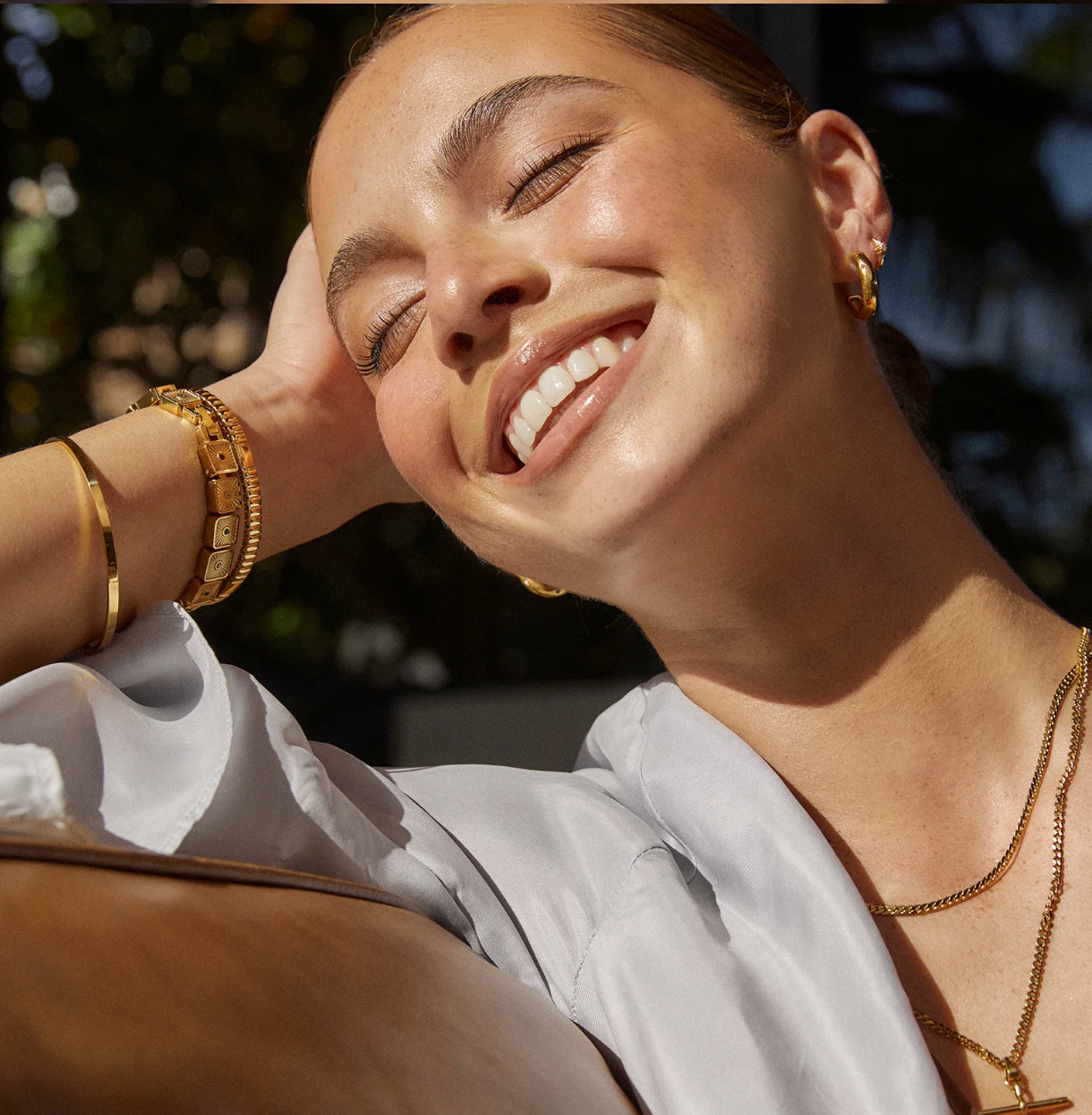 Arms of Eve Serrano Earrings Gold