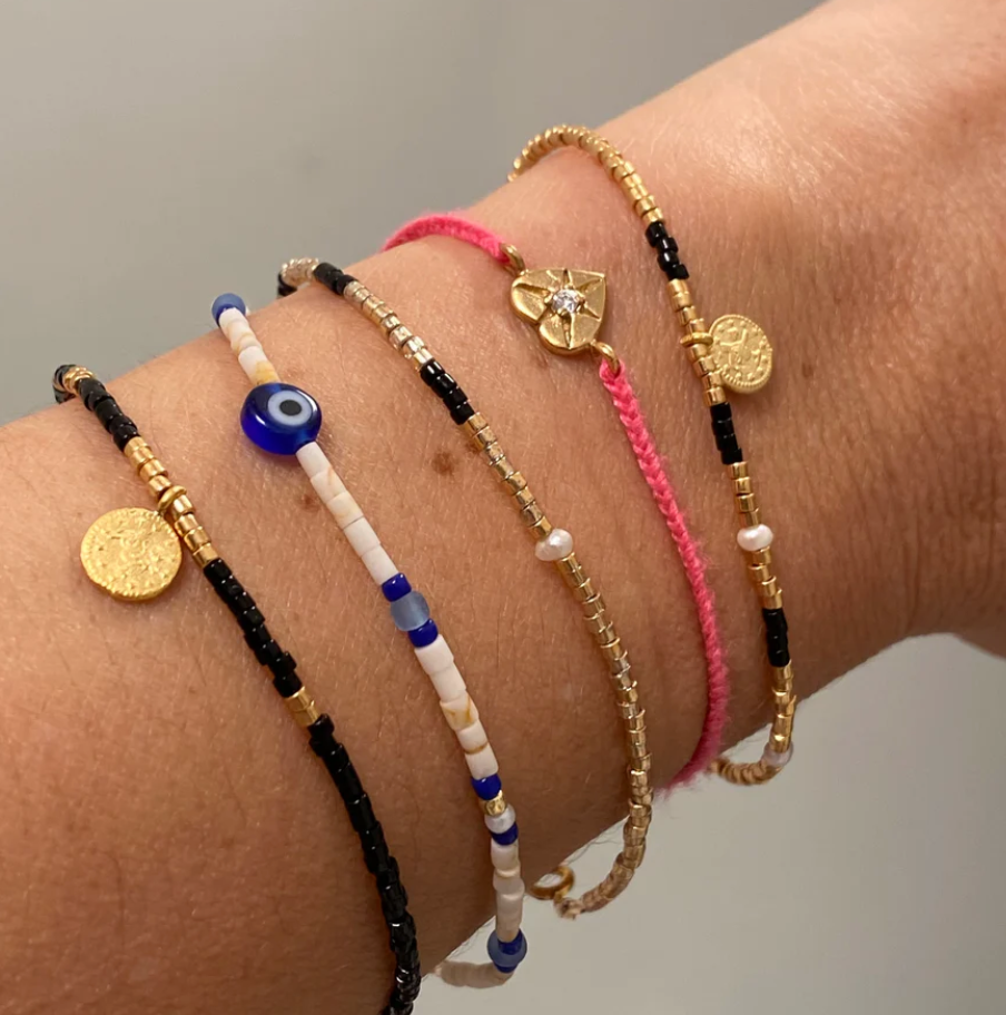 Gold Sister Perfect Companion Gold.