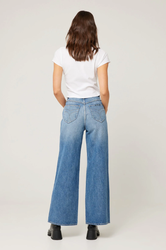 Rollas Studio Flare Real Worn Mid Vintage Blue