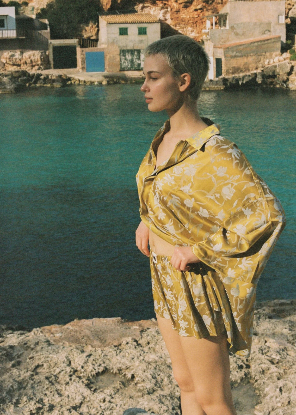 Ciao Ciao Vacation Tramanto Floral Satin Aria Short