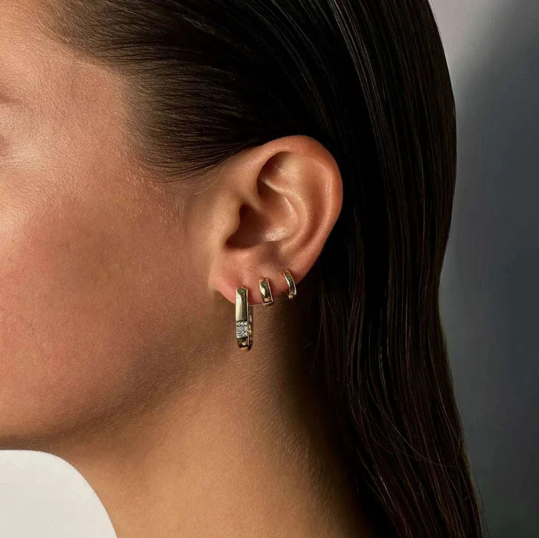 De Sur Linear Pave Earrings