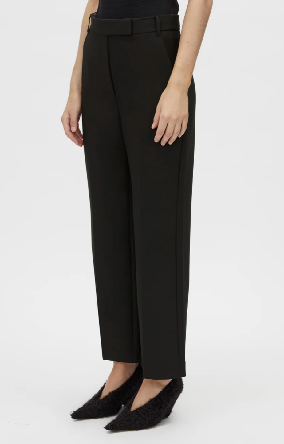 Camilla and Mac Mackinley Cropped Pant Black