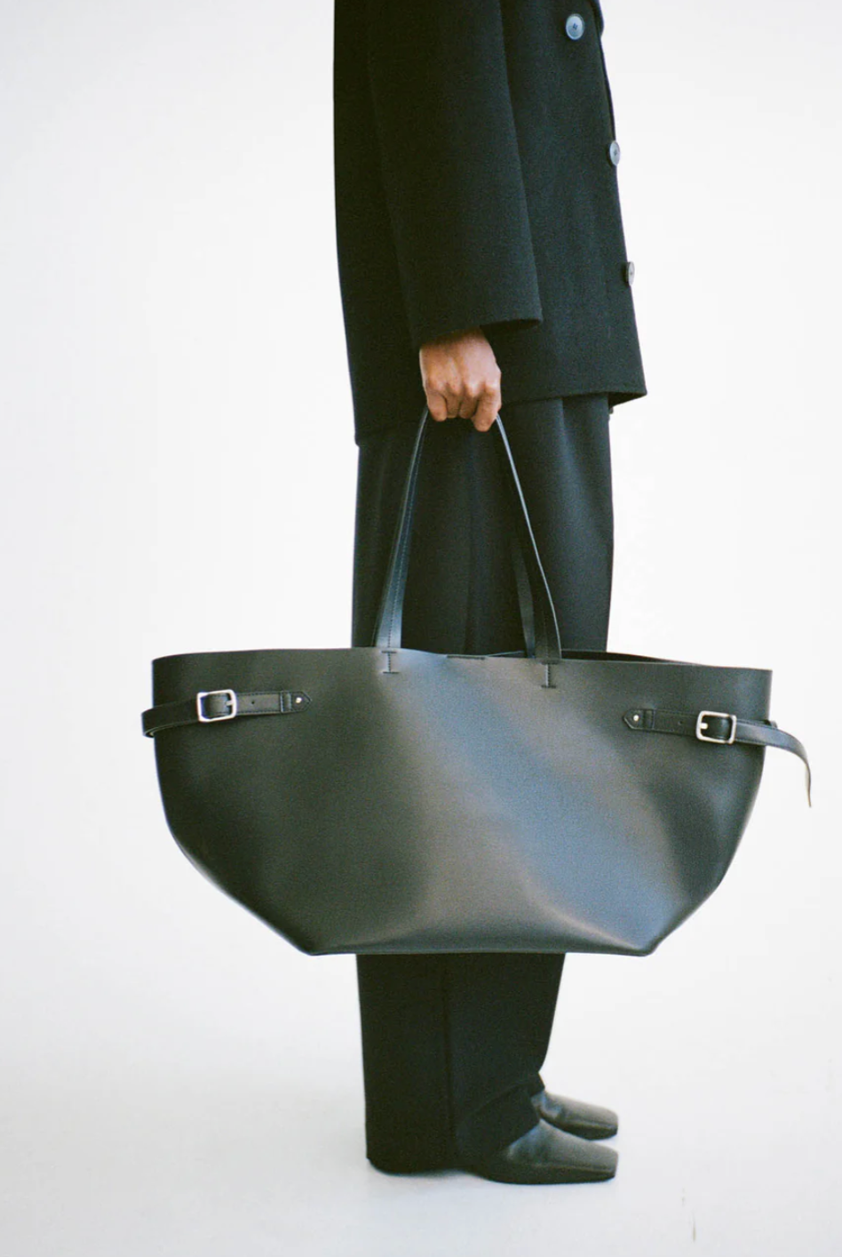 Camilla and Marc Willa Tote Black