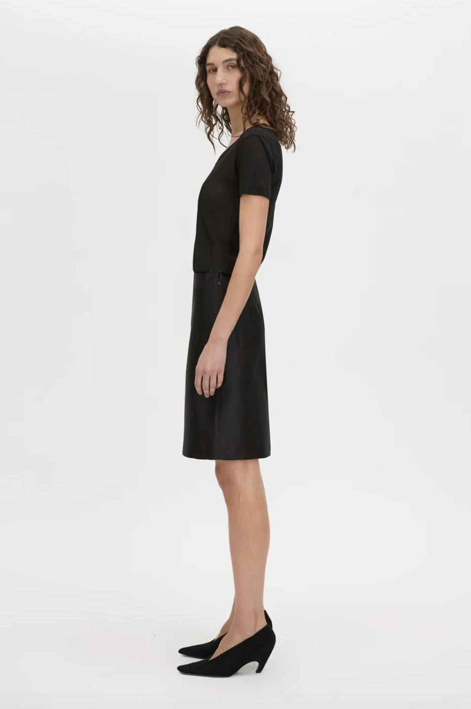 Camilla and Marc Siona Light Weight Fitted Tee Black