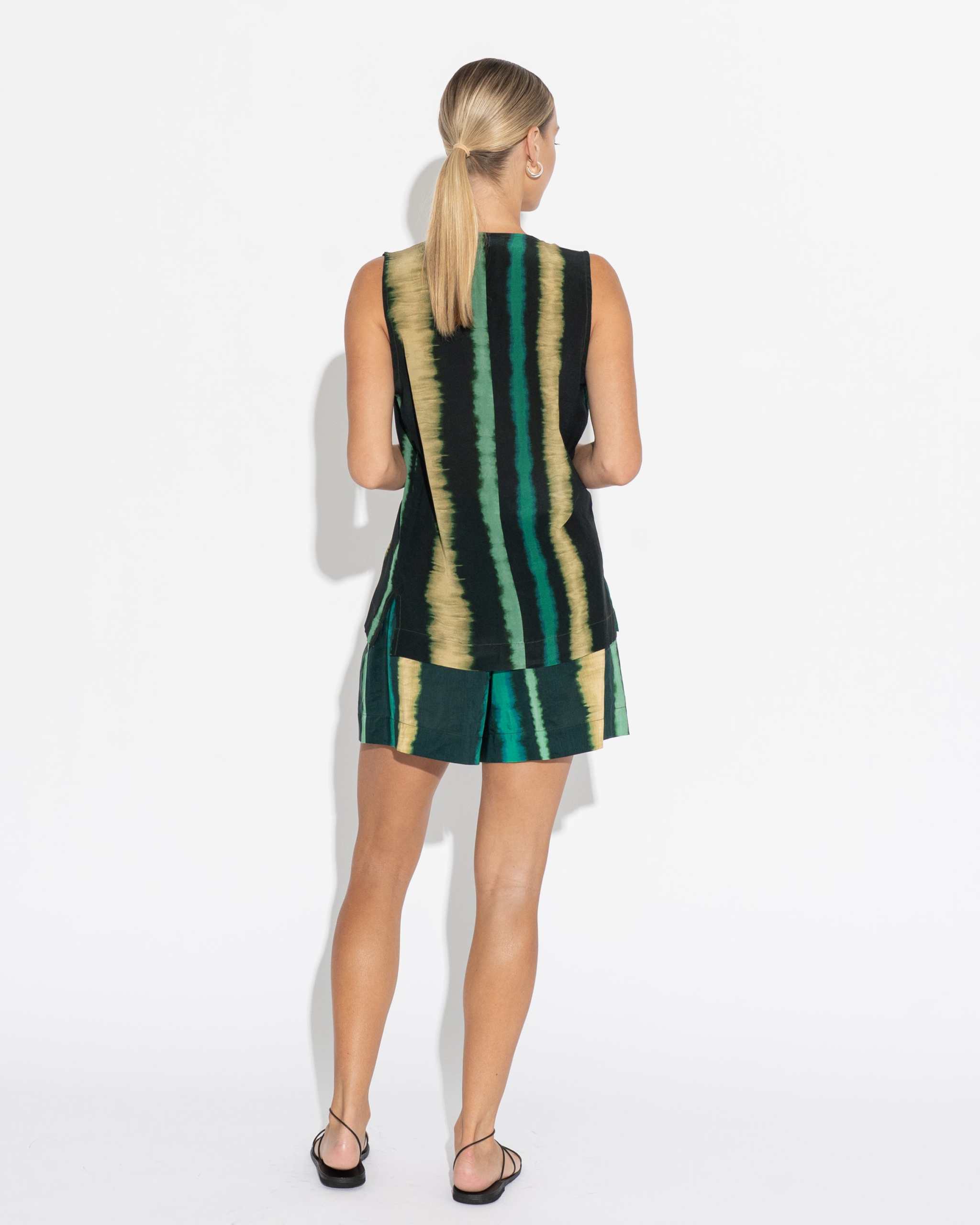 Sara and Fox Lume Short