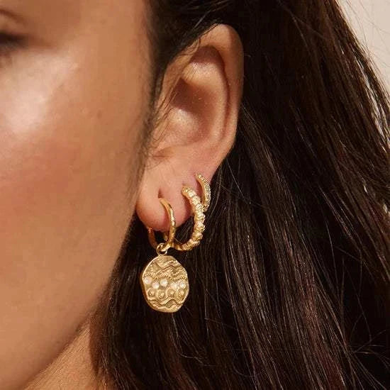 Murkani Soul Protector Small Shell Earrings Gold Plated
