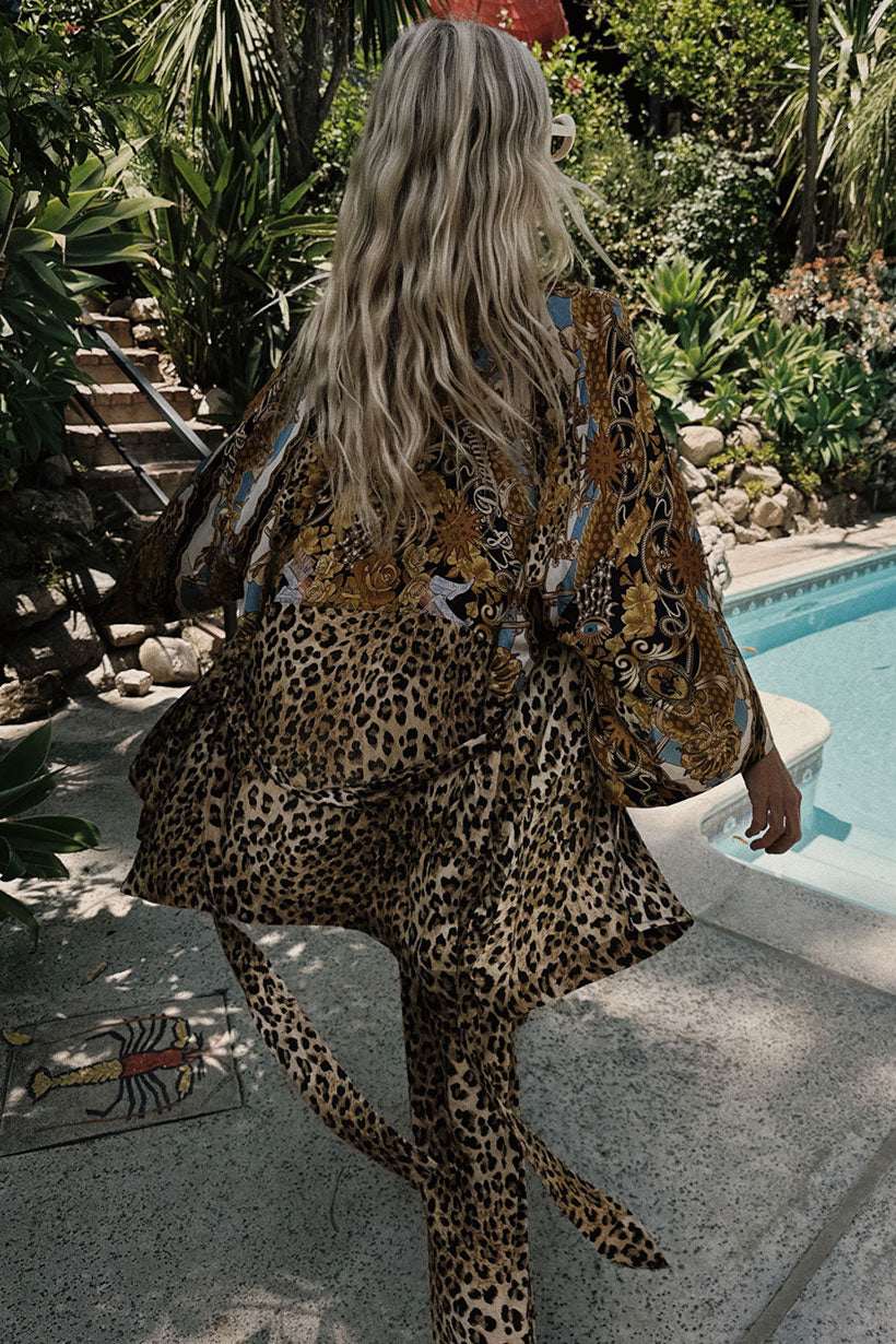 Spell Lovers and Dreamers Short Robe Gold
