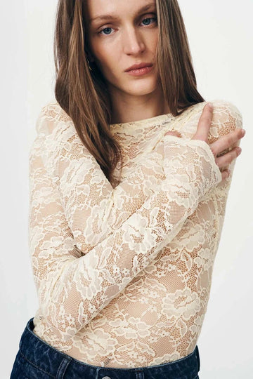 Rowie Tonya Rose Lace Top Creme