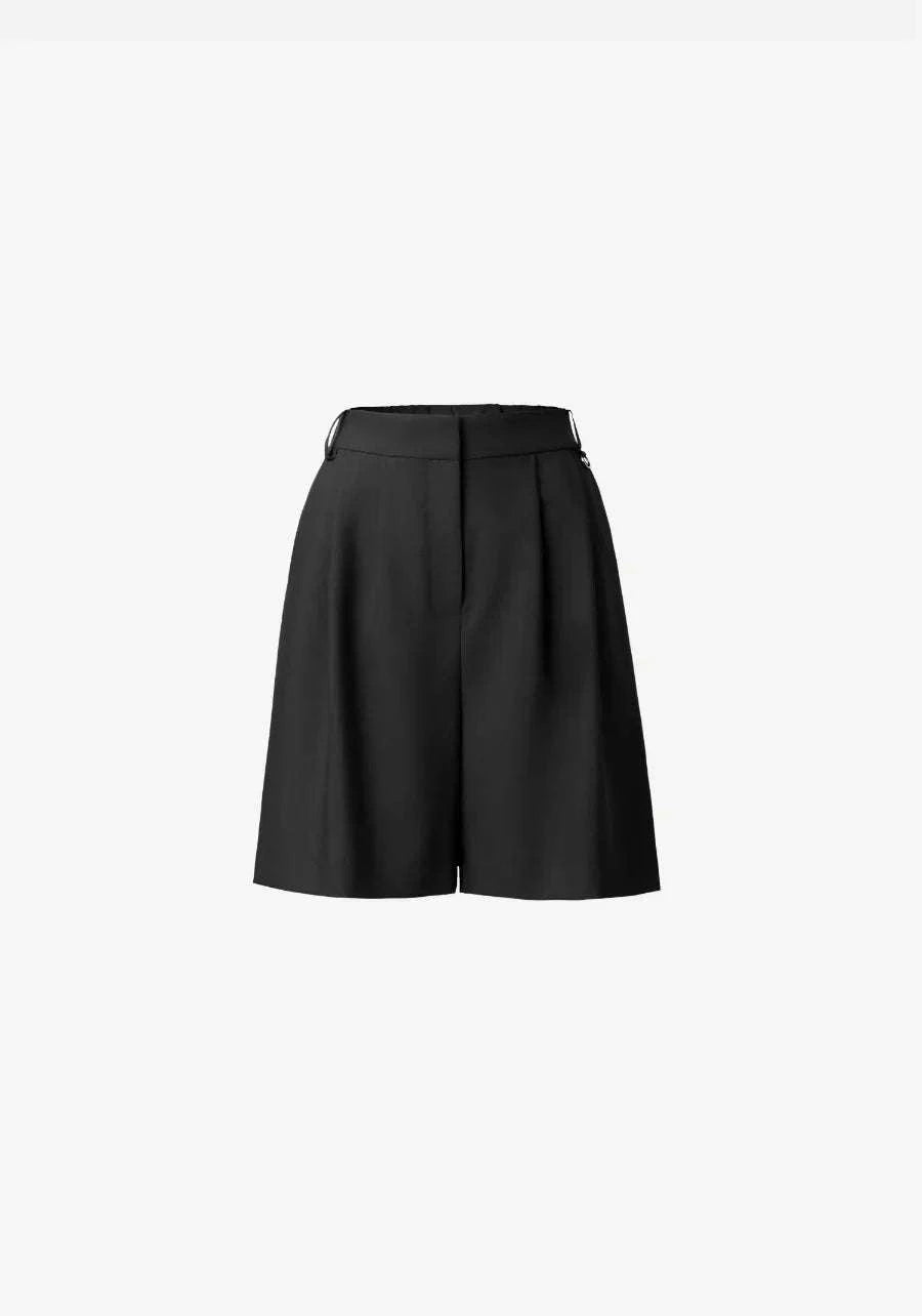 Viktoria and Woods Unisex Granger Short Black