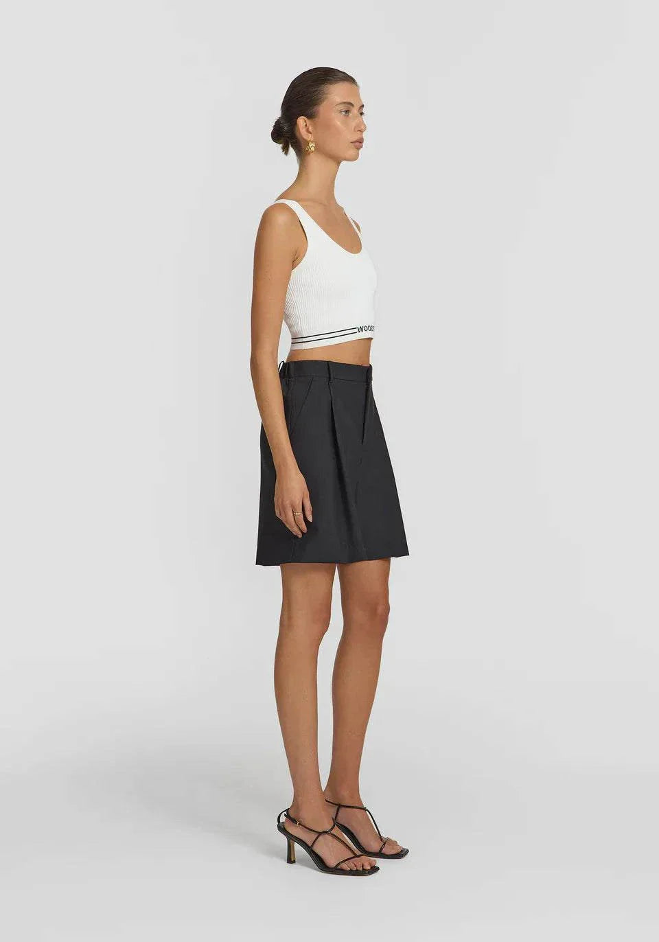 Viktoria and Woods Unisex Granger Short Black