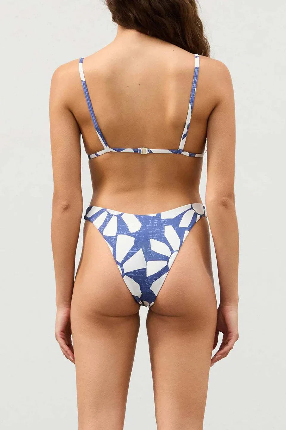 Zulu and Zephyr Geo Flower Curve Brief