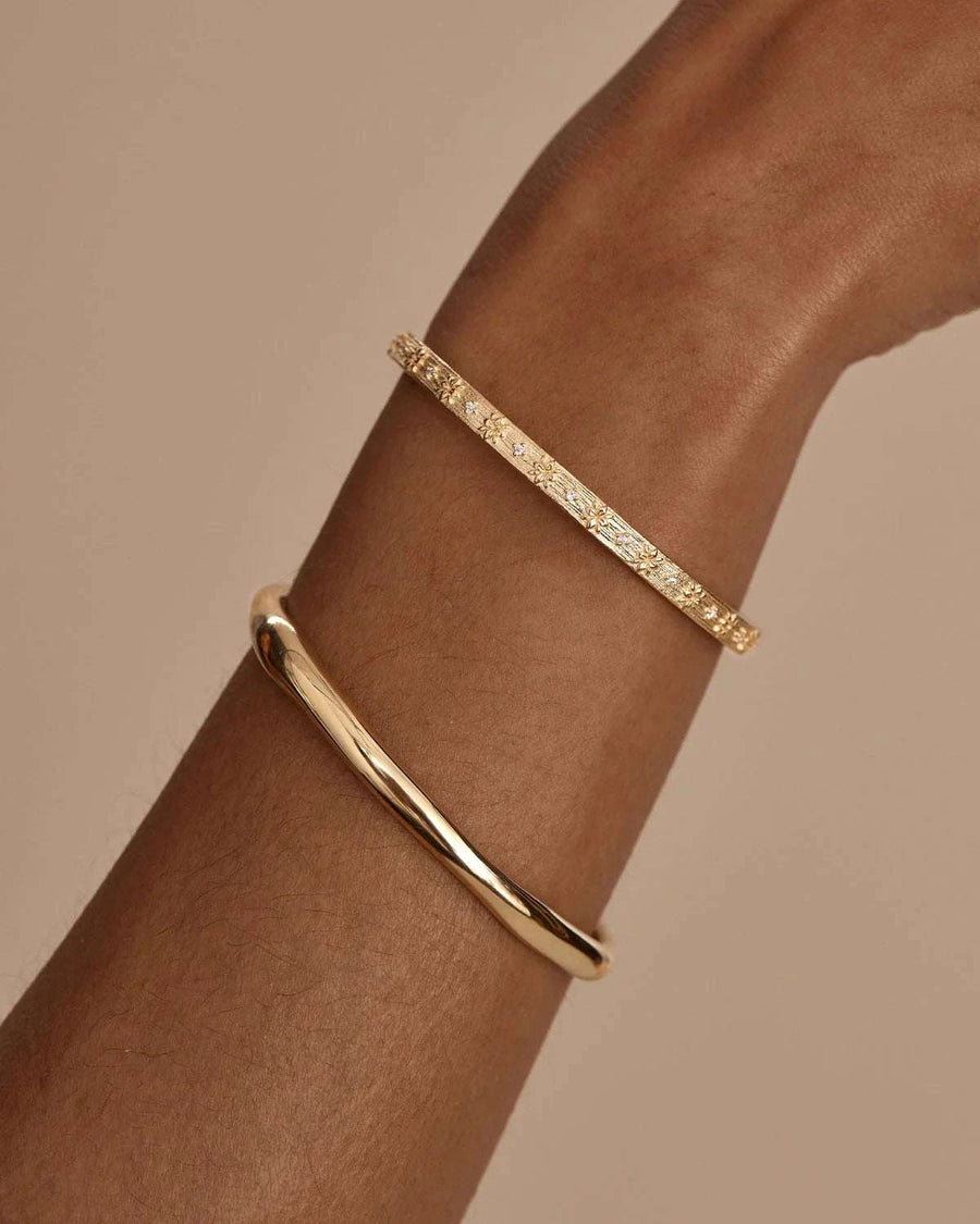 Charlotte 18k Gold Live