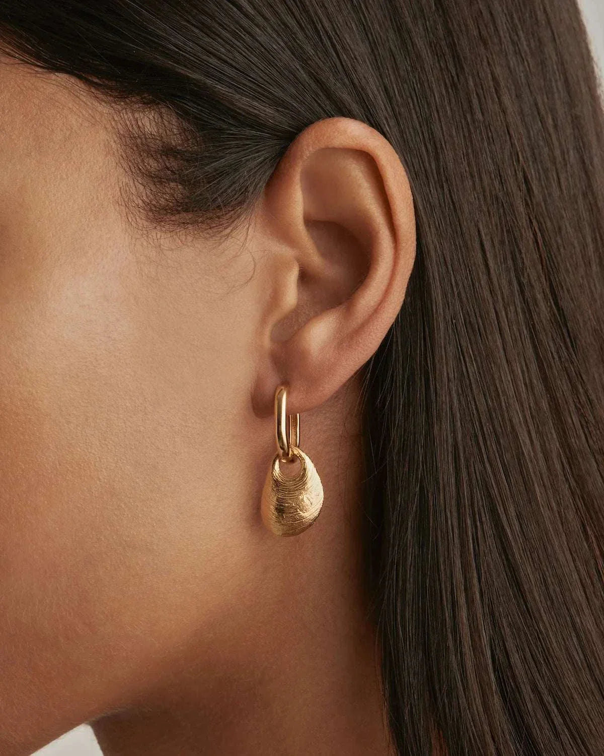 By Charlotte Mussel Hoops 18k Gold Plated