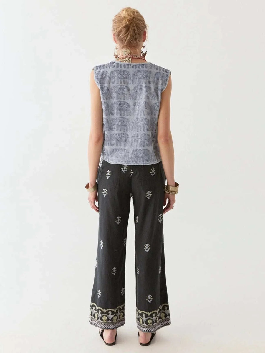 Maison Hotel Jack Vest Seven Nation