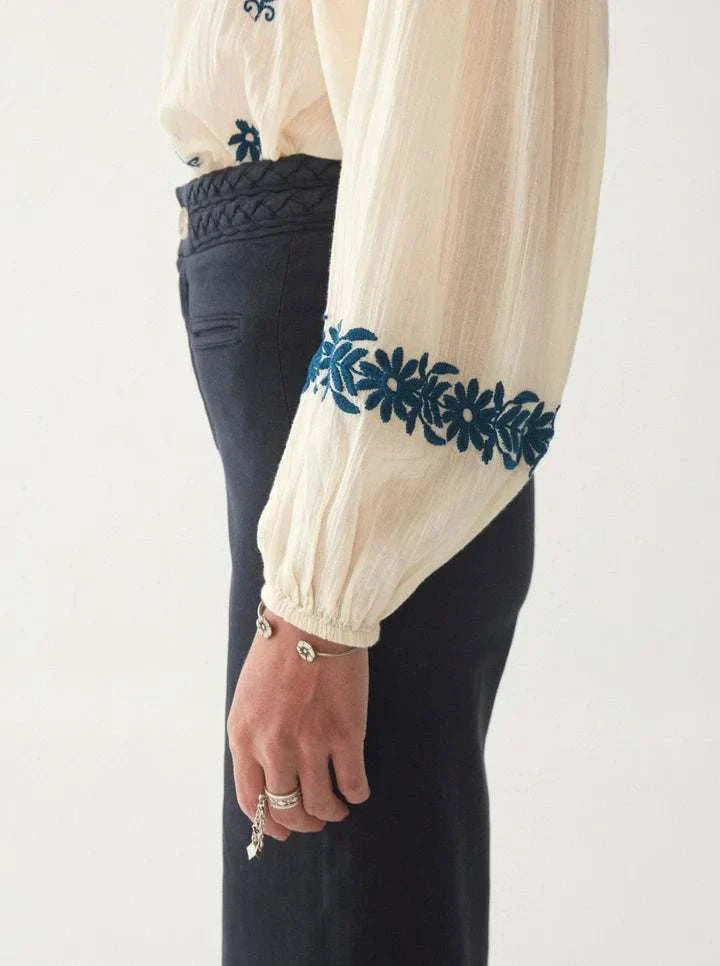 Maison Hotel Lina Blouse Caribe Blue.