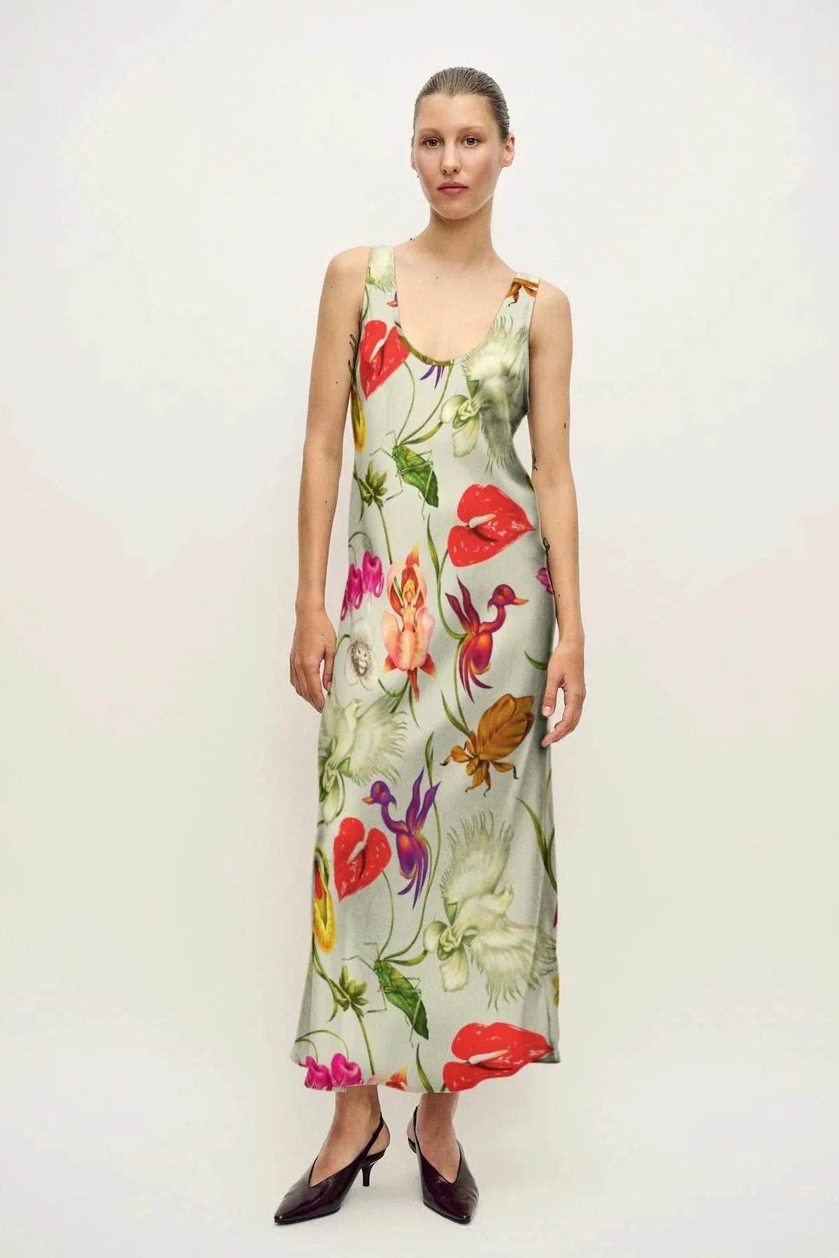 Silk Laundry Scoop Neck Dress Wonderland