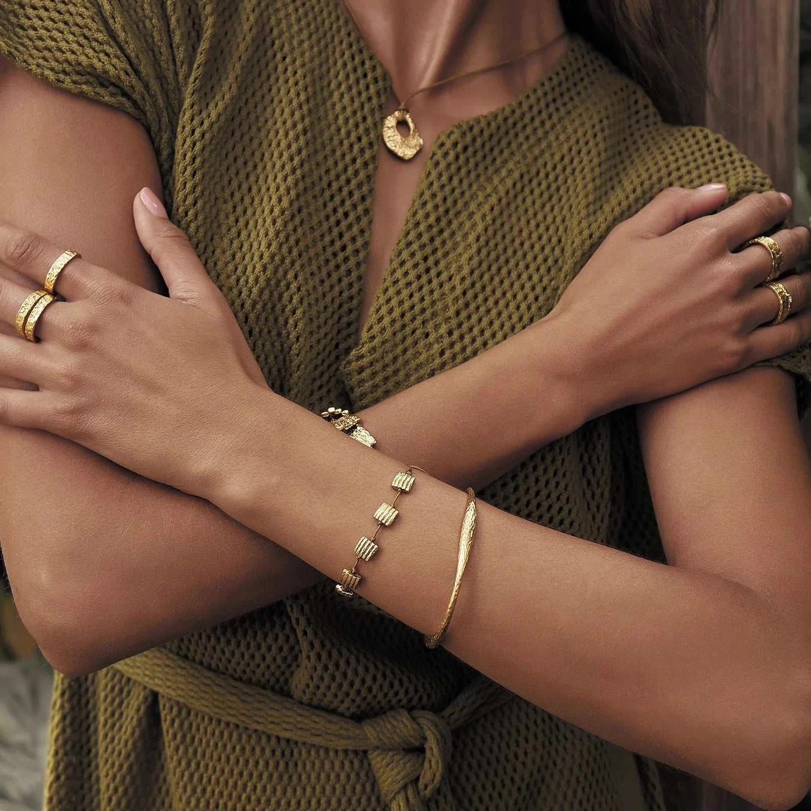 Arms of Eve Montana Cuff Gold.