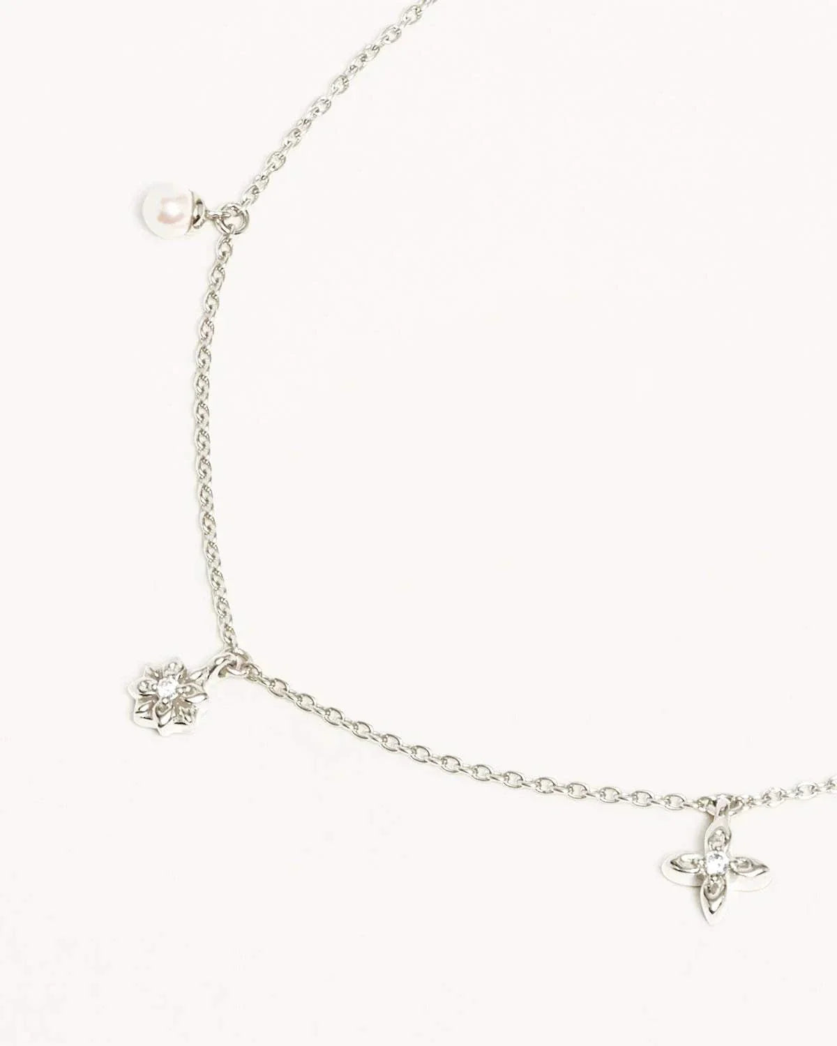 By Charlotte Live in Peace Choker Silver