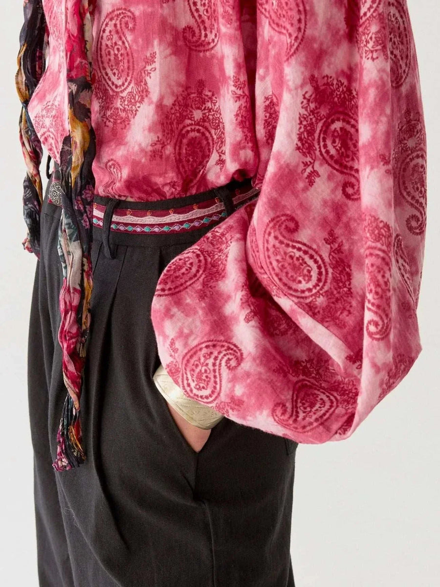 Maison Hotel Naty Blouse Paisley Dream Pink City