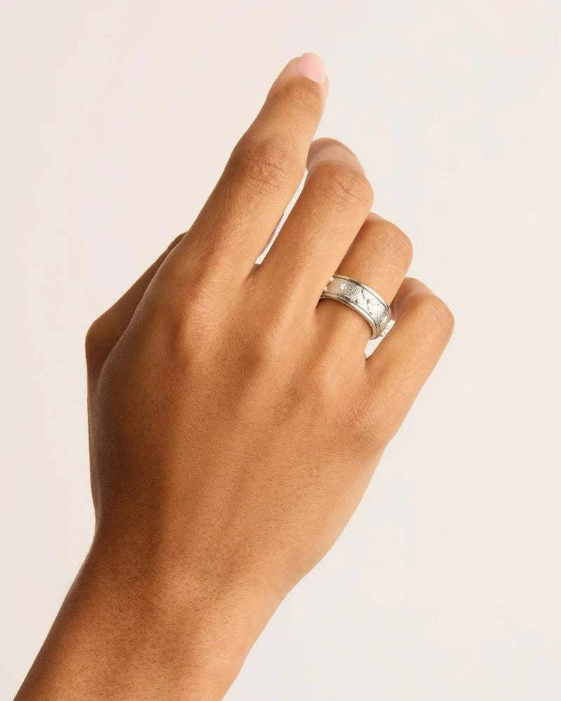 Flowers Spinning Meditation Ring