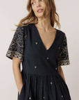 Indi and Cold Dress Vestido 603 Marino
