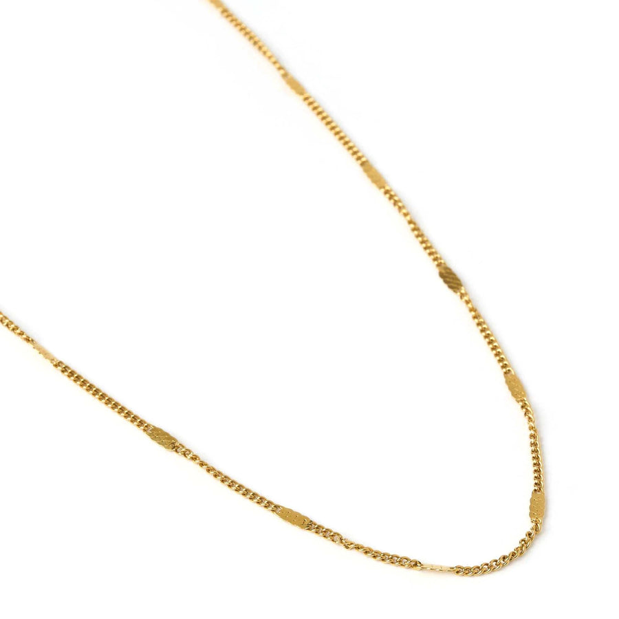 Arms of Eve Willa Necklace Gold