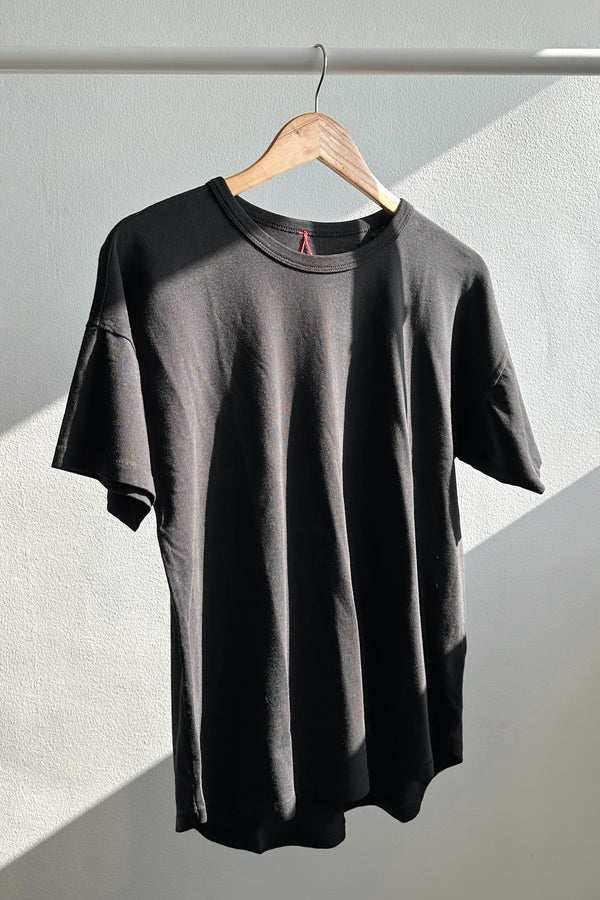 Le Bon Shoppe Her Tee True Black