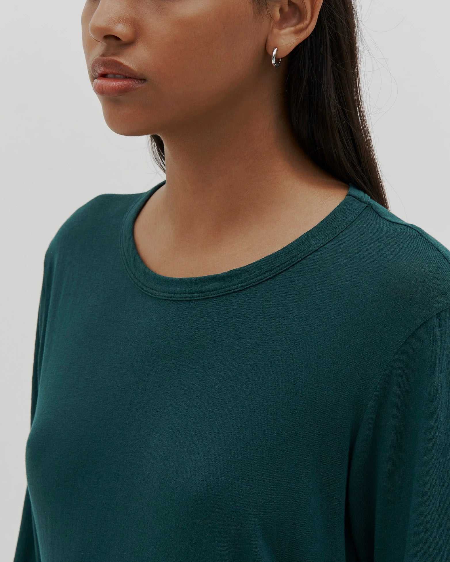 Bassike Regular Scoop Hem Long Sleeve T/Shirt Deep Forest